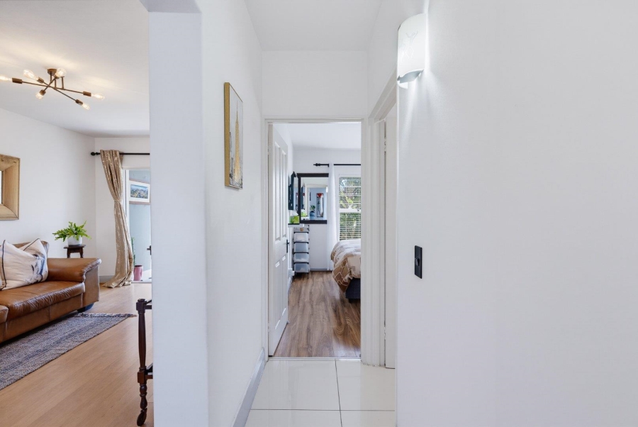 2 Bedroom Property for Sale in Milnerton Western Cape